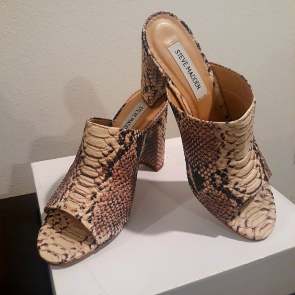 3 inch high heel sandal. Snake print tan and brown. Beautiful fit. New.